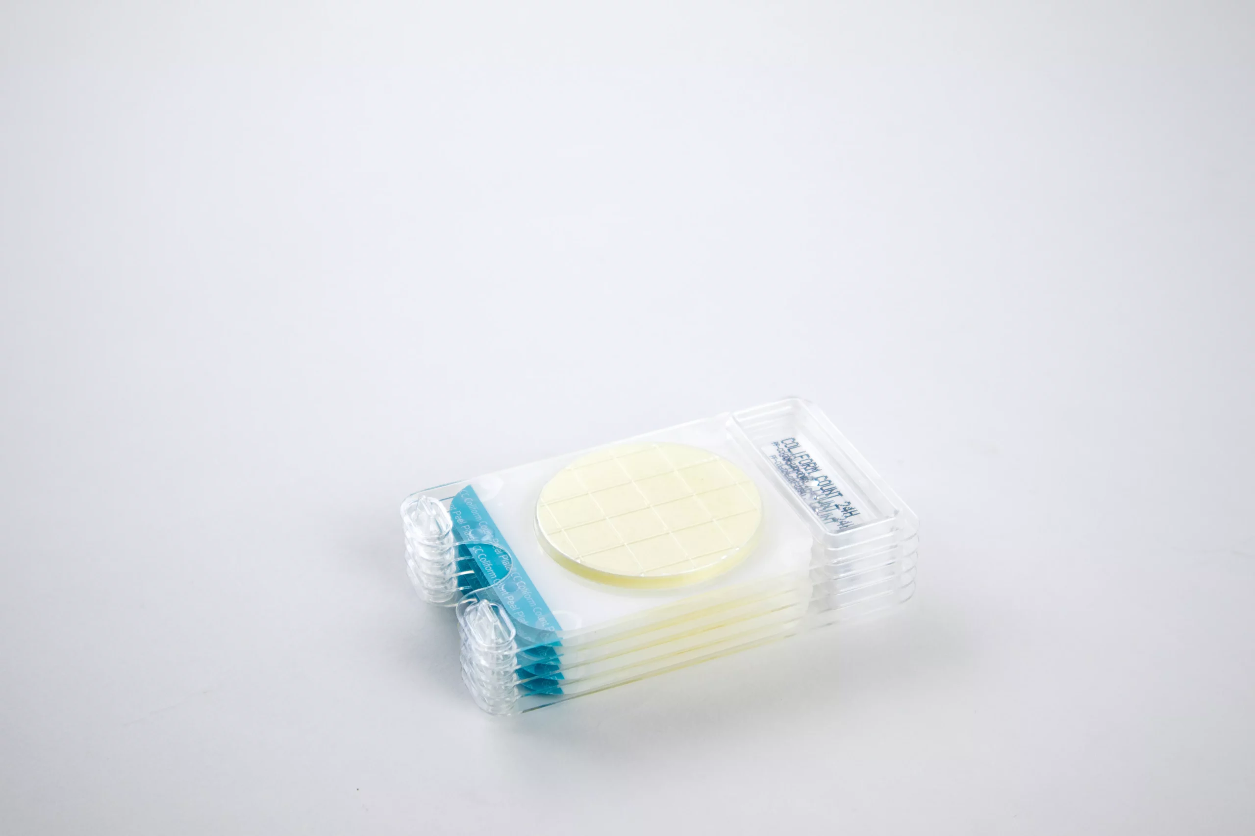 Charm inkubátor torony